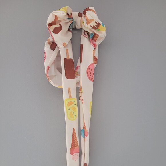 Bows - Picture 2 of 4